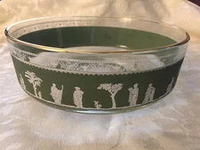 Jeannette Glass Hellenic - Green Serving Bowl 8 3/4"