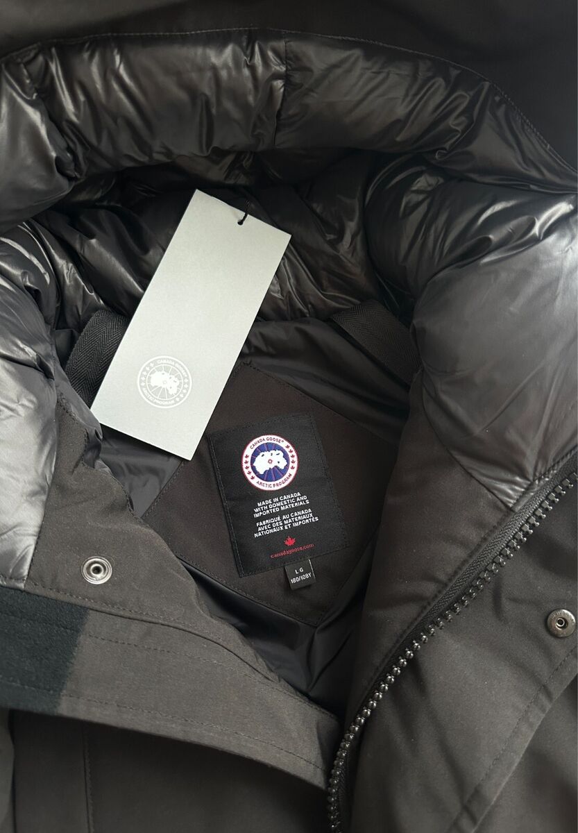 Men's CANADA GOOSE Sanford Parka Down Puffer Jacket Hooded Men's CANADA GOOSE Sanford Parka Down Puffer Jacket Hooded