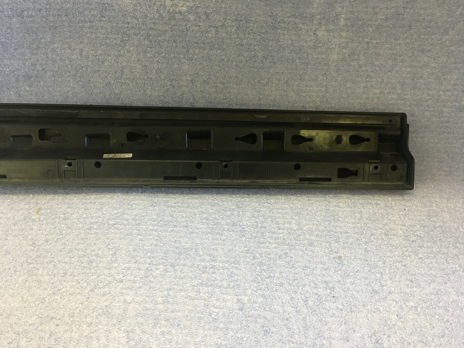 2017 2018 Maserati Levante  left door molding PART#670035238 OEM