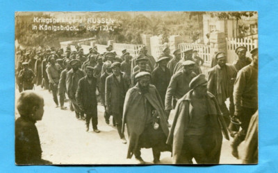 1914 WORLD WAR 1 RUSSIAN PRISONERS OF WAR BEING MARCHED KONIGSBRUCK ...