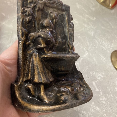 Vintage Cast Iron DOORSTOP OR BOOKEND Art Nouveau Girl at Lion Head Fountain FS - Picture 3 of 5