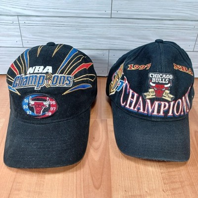 Chicago Bulls ヴィンテージキャップ Vintage Chicago Bulls Hat Cap Strap Snap Back Lot of 2 NBA