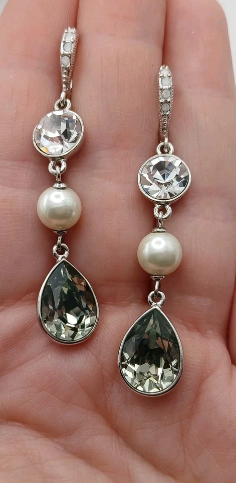 Pendiente colgante Givenchy Luxury Designer tono plata cristal gota perla Foto 4 de 4