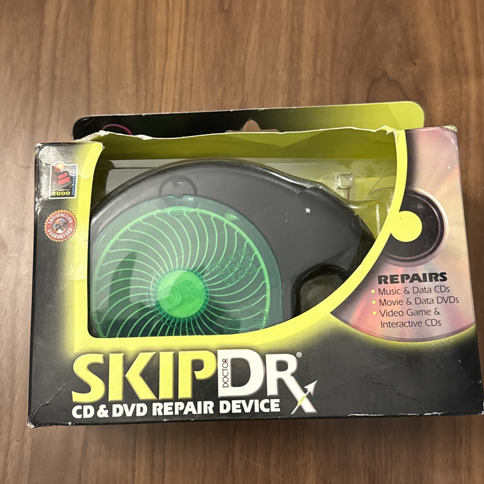 Skip Dr. Doctor CD & DVD Repair Device Digital Innovations 10108 Disc Fix