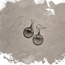 Vintage Style Sun Rays Filigree Dangle Earrings Boho Geometric Fan Design Witchy