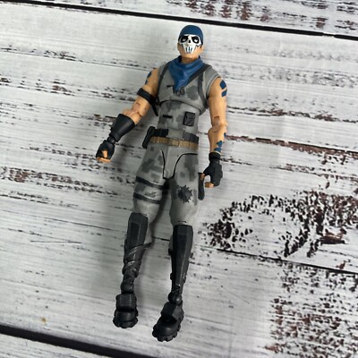Epic Games FORTNITE Victory Series Warpaint Poseable Soldier Action Figure 7''
