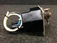 1C363-1-694R Beechcraft BE-76  Edo-Aire Roll Servo (14V)