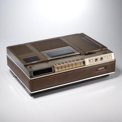 Zenith Video Director Programmable Cassette Recorder VR9750J Beta