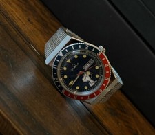 RARE  Timex Reissue x Peanuts 70th Anniversary TW2U71300 Snoopy