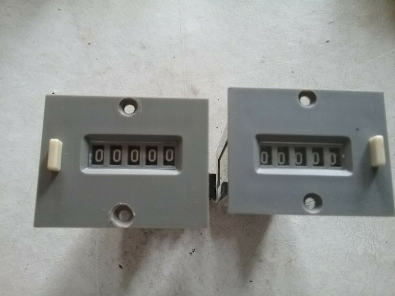 Kubler  120VAC 5-Digit Event Counter with Reset, Quantity = 2