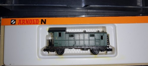 Arnold  3050 Gepäckwagen Typ Pwi Pr 99 ; grün der DR  in OVP; Spur N | Zustand: Neu