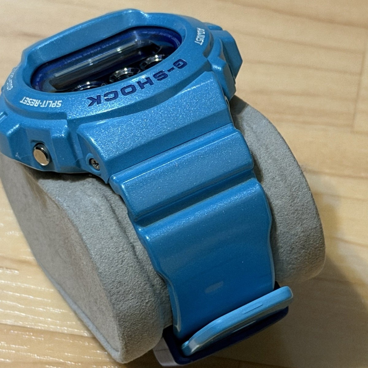 Casio G-Shock DW6900CB-2 Crazy Colors Metallic Blue Men's Digital