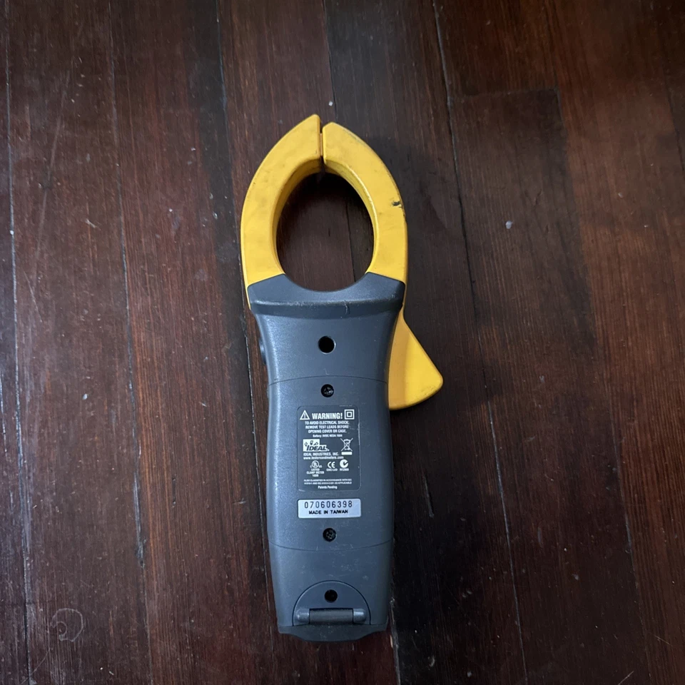 Braçadeira medidor IDEAL #61-772 1000AAC com cabos de teste - Imagem 3 de 3