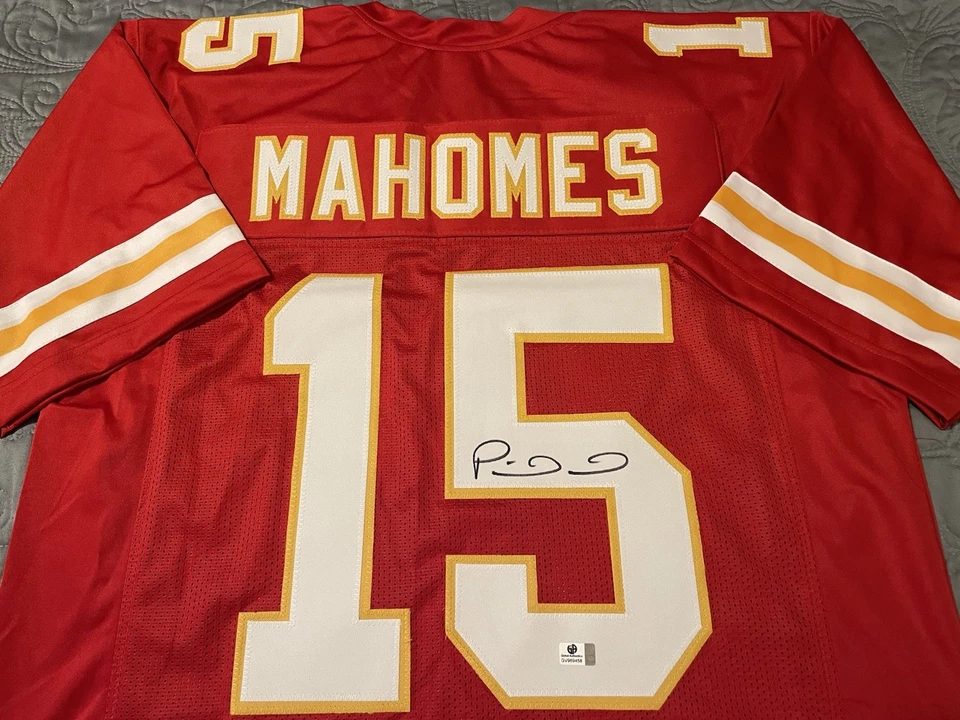 CAMISETA PERSONALIZADA FIRMADA POR PATRICK MAHOMES Kansas City Chiefs NFL CERTIFICADO DE AUTENTICIDAD ¡BONITA! 🔥 Foto 2 de 4