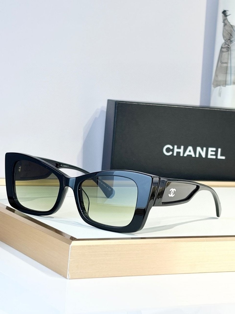 CHANEL Sunglasses Black Gradient Lens 54-18-140 Luxury Designer