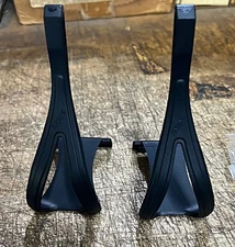 Cat Eye Toe Clips BLACK NEW - Vintage For Road Bike Pedals Clip TC-110M - MEDIUM