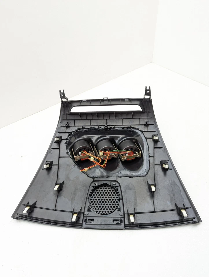 Mazda RX8 2004-2008 bisel de tablero central con indicadores Foto 4 de 4