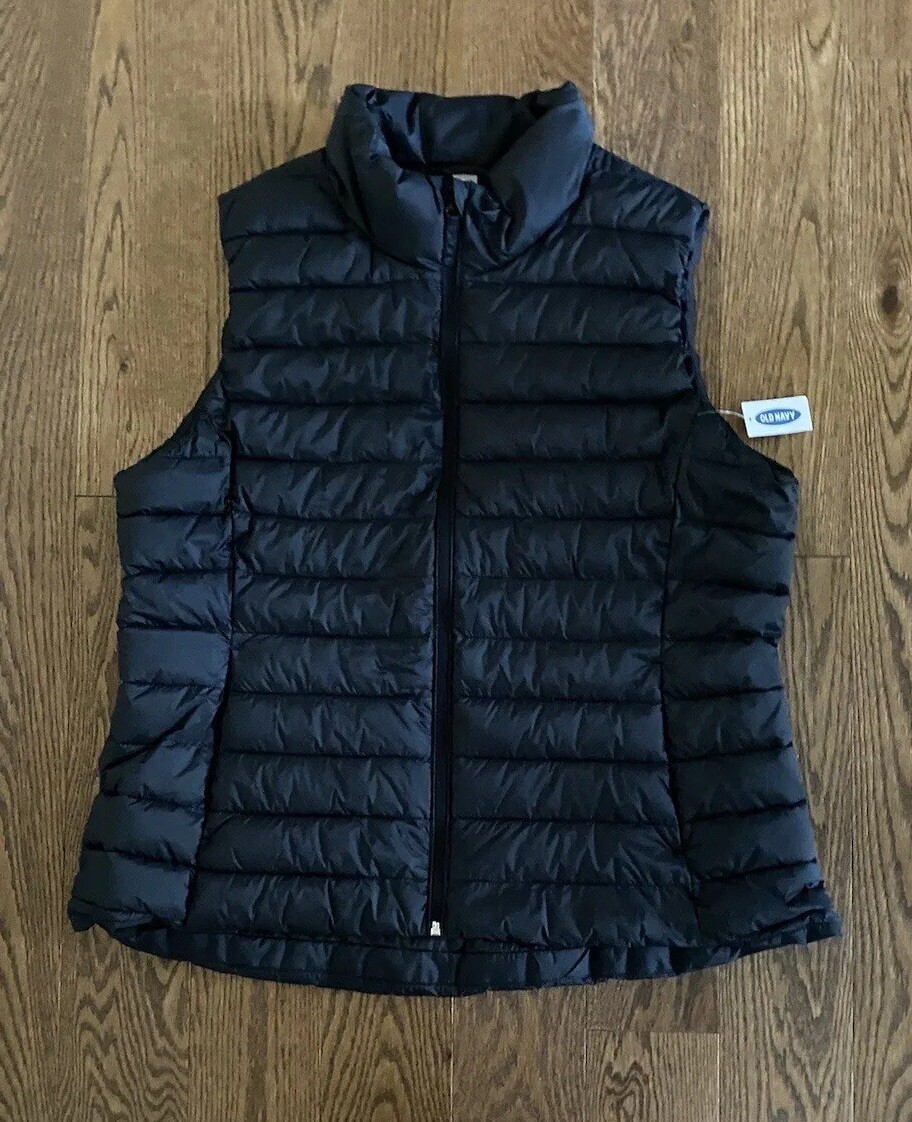 NWT Old Navy Active Women’s NarrowChannel Quilted Puffer Vest Black XL