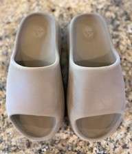 Adidas Yeezy Slide Pure Sandals Youth 6 Women  s 7.5
