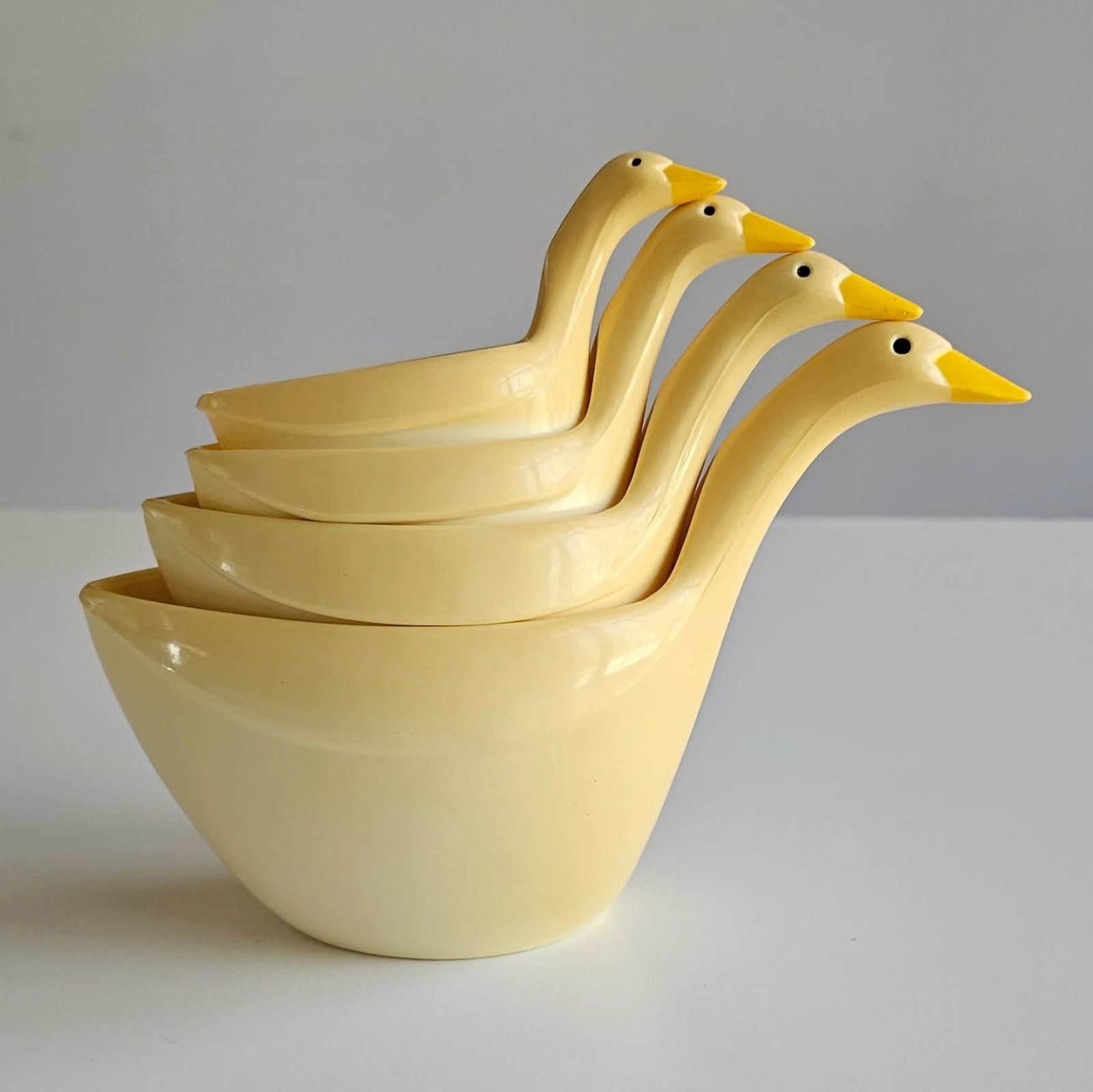 Vintage AVON Nesting Goose Measuring Cups - Set of 4 Melamine - MCM Style
Opens in a new window or t