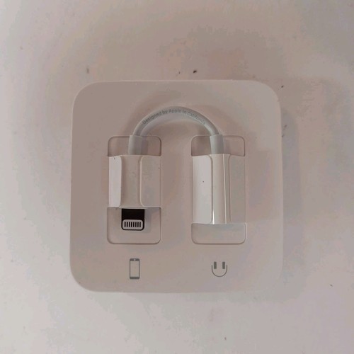 Apple AirPods Earbuds Wired Lightning Connector - Photo 2 sur 3
