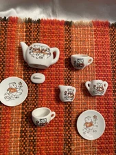 Vintage 8 Piece Miniature Tea set from Japan Bears