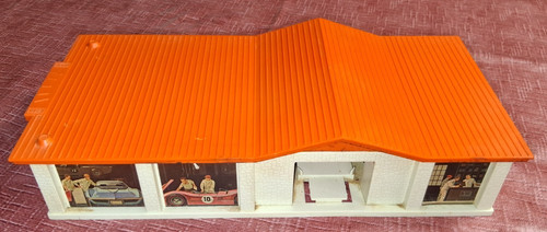 Vintage MATTEL Hot Wheels SUPER CHARGER Restaurant Garage 1968 - Parts or Repair