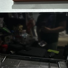 TCL roku tv 24-32 with controller and hdmi