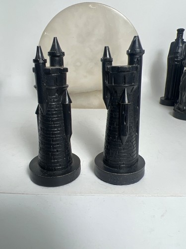 Vintage 1962 Peter Ganine Conqueror Medieval 32 Piece 3D Chess Set Felt Bottoms - Picture 13 of 18