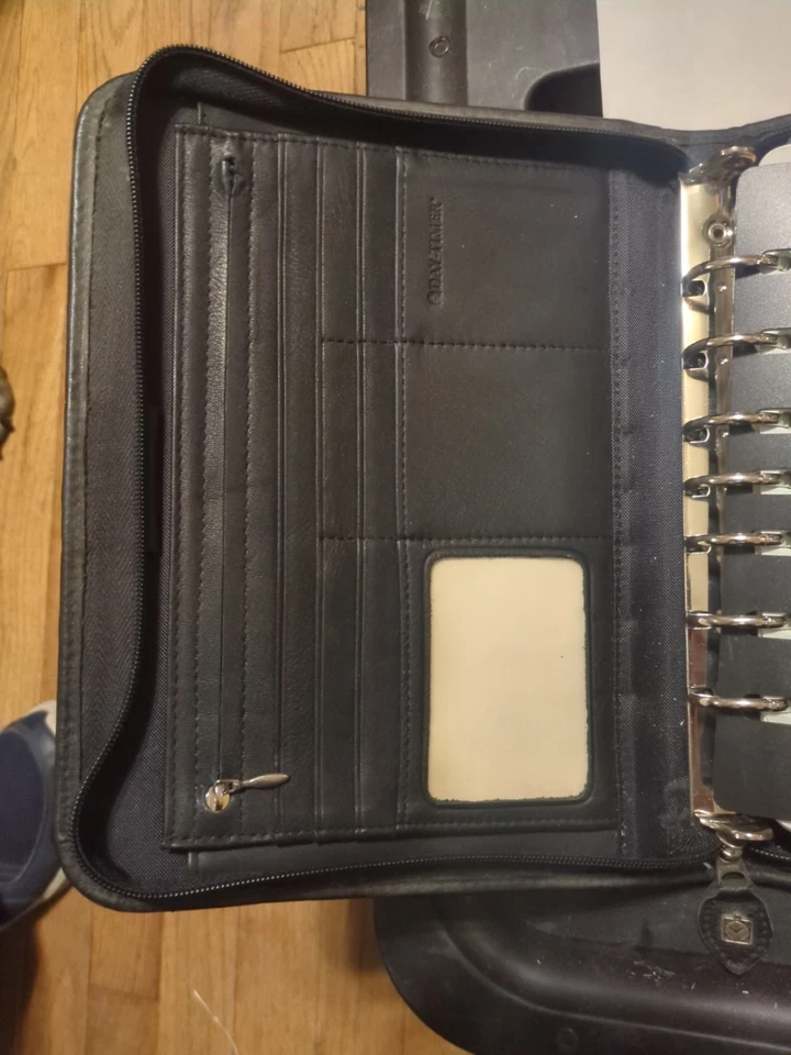 Cartera organizadora de carpetas organizadora con cremallera de cuero negro vintage años 90 Foto 2 de 4