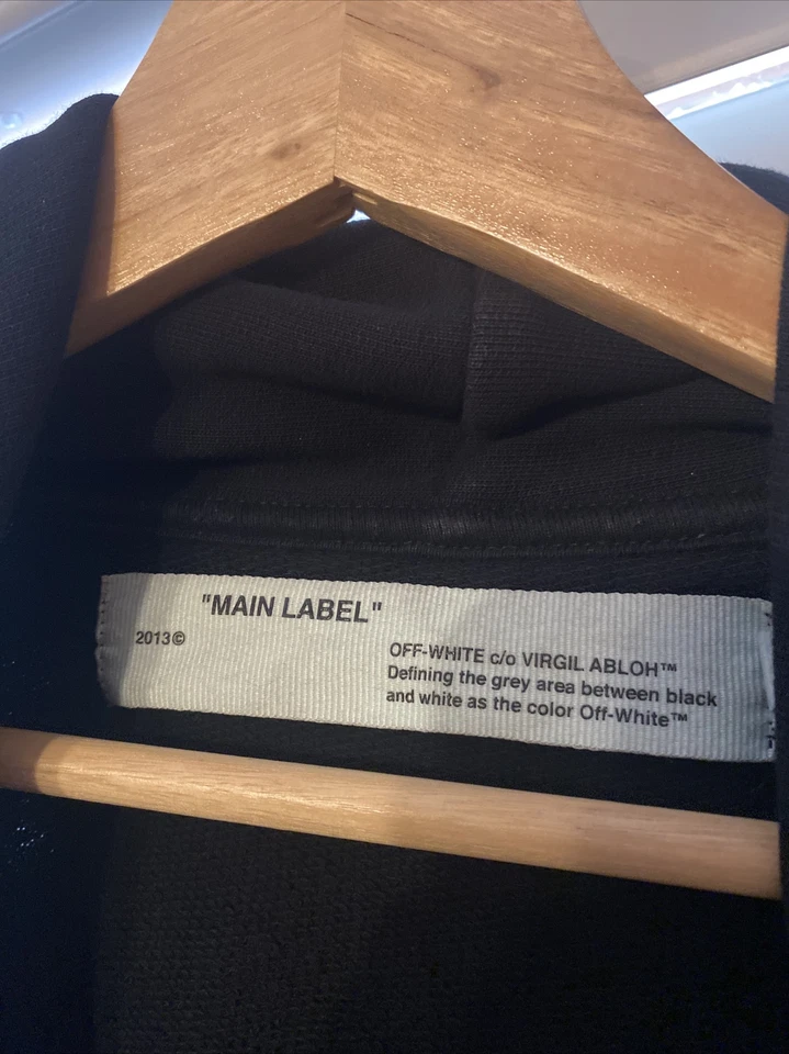 100% Authentic Preowned Off White Black &Yellow Pull Over 2013 Caravaggio Size S - Image 3 of 4