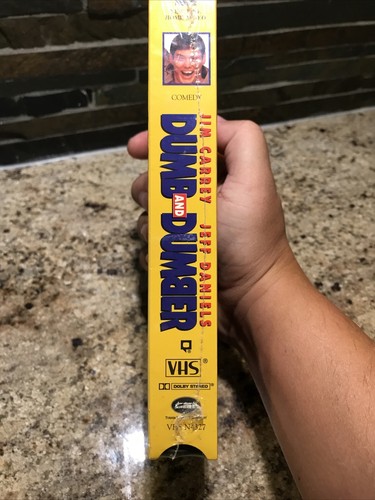 Dumb and Dumber (VHS, 1995) Rare Sealed Original New Line Home Video Jim Carrey - Picture 5 of 7