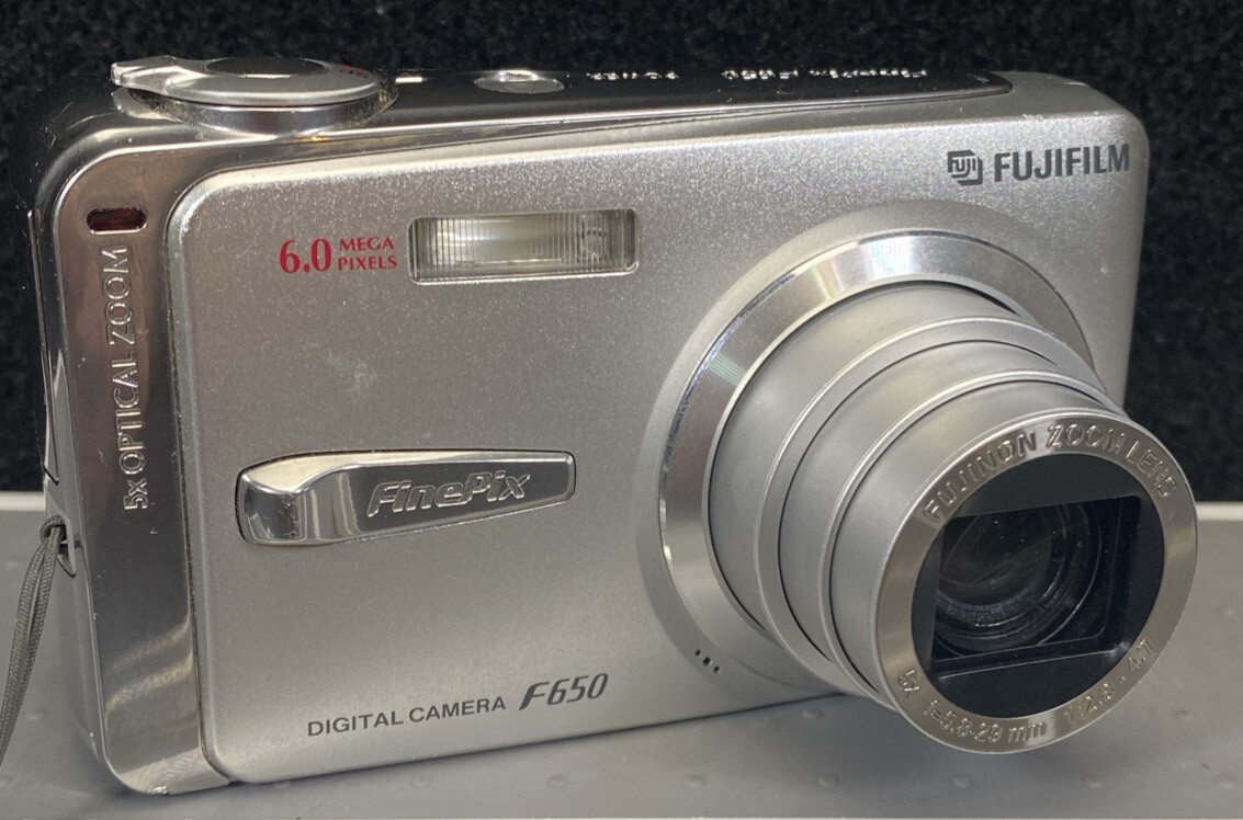 Fujifilm FinePix Digital Camera F650 ✅ No Sd Card No Charger Fully Tested.