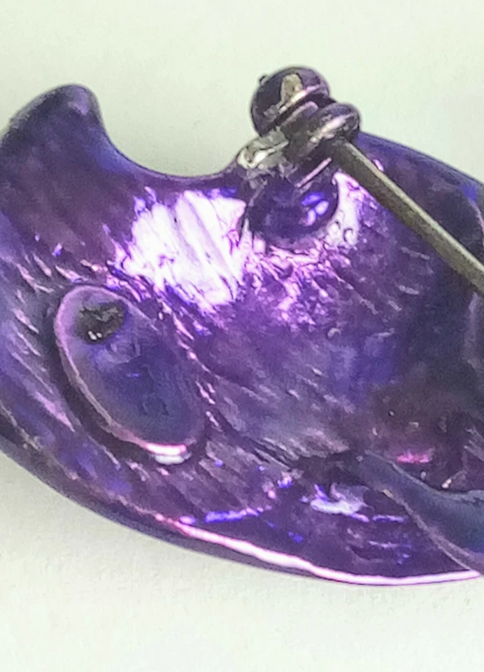 Broche/Pin Western Red Hat Society and a Purple Hat marcado OTC Foto 3 de 4