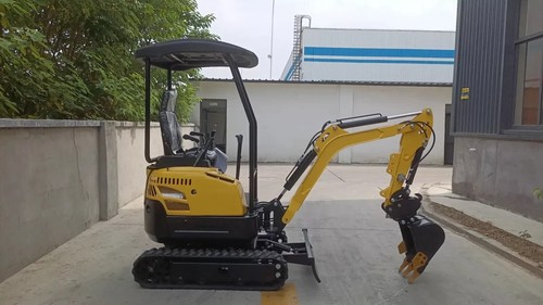 Mini Excavator Hydraulic Tracked Crawler B&S Diesel 13.8 HP Kubota Engine