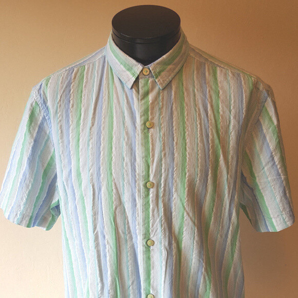 Tommy Bahama Mens Button Up Casual Shirt Large EUC Striped EUC INV1285