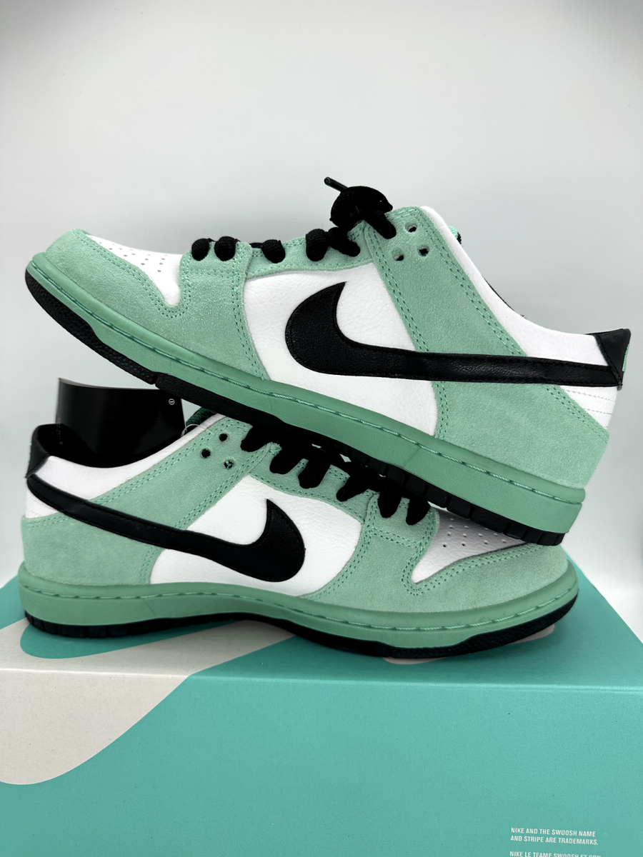 Nike SB Dunk Low Sea Crystal Ishod Wair 2016 Size 8 DS OG Nike SB Dunk Low Sea Crystal Ishod Wair 2016 Size 8 DS OG