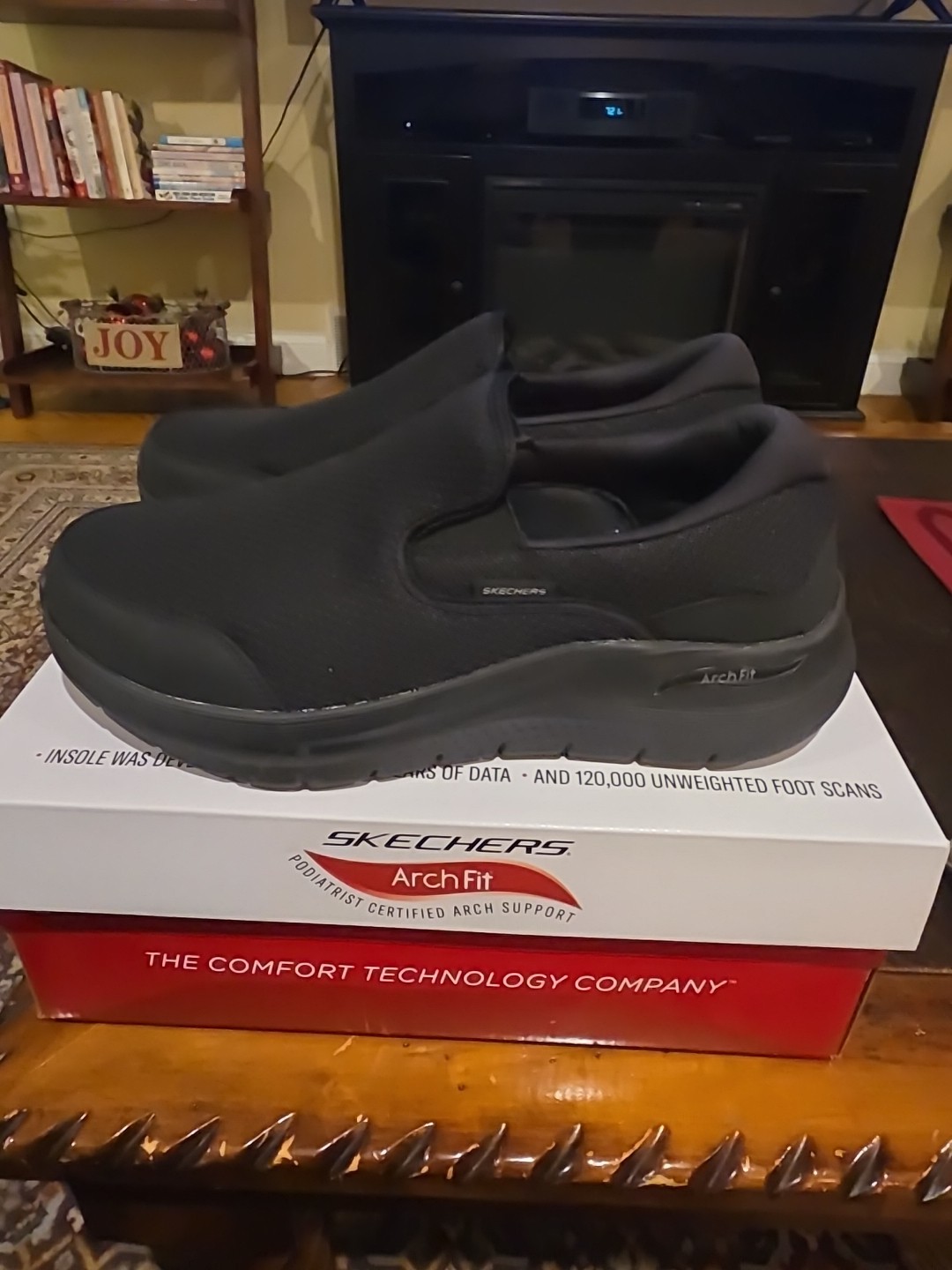 Skechers Mens Arch Fit 2.0  Vallo Slip On Walking Shoes Black Size:10 Extra Wide