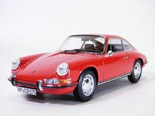 PORSCHE 911 L rouge 1/18 1968