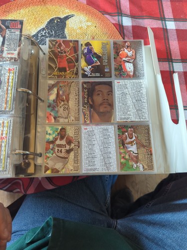 VTG BASKETBALL HUGE ROOKIE & STARS SPORTS CARD LOT BINDER 594 CARDS - Picture 16 of 22