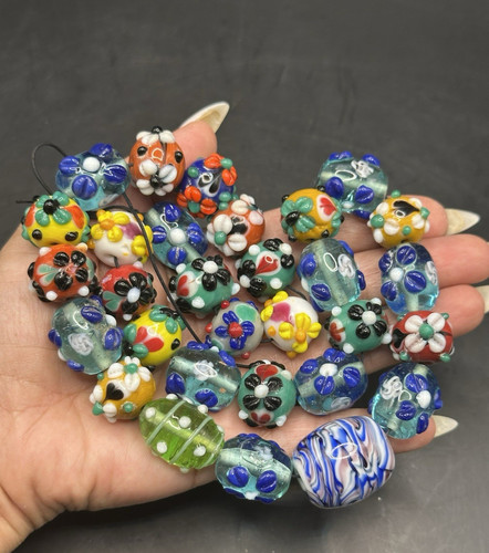 VTG 30 Assorted Murano Hand Blown Art Glass Multicolored Lampwork Beads GLOWS!