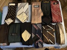 Lot of 11 Vintage Men's Polyester Neck Ties Mixed Brands