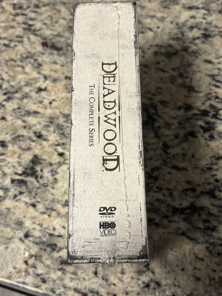 Deadwood The Complete HBO Series (DVD Box Set 2008 19-Disc Set) Brand New Sealed Foto 3 de 4
