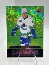 2020-21 Upper Deck Olli Juolevi Dazzlers Green #DZ-95 Series 2 Hockey Canucks