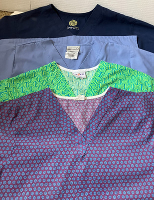 Lot of 4 Mixed Brands Scrub tops Solid Flowers Geometric Abstract Pockets Medium
