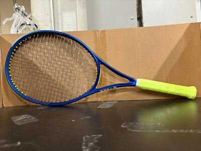 Wilson US Open 2024 Clash 100 V2 (chipped) Tennis Racquet Wilson US Open 2024 Clash 100 V2 (chipped) Tennis Racquet