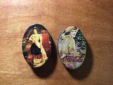 Lot de 2 boîtes ovales vintage COCA COLA 2,75", occasion.