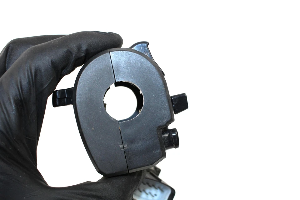 01-02 Interruptor izquierdo Ducati Monster M900 S4 alto bajo Foto 2 de 4