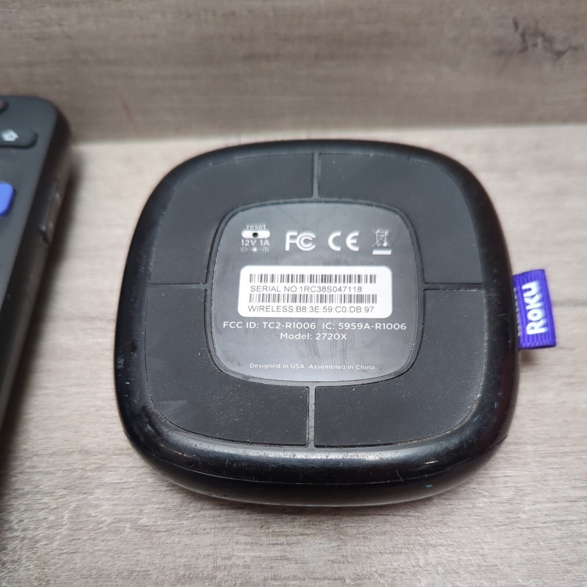 Roku 2 (3rd Generation) Media Streamer 2720X - Black w Roku 2 (3rd Generation) Media Streamer 2720X - Black w