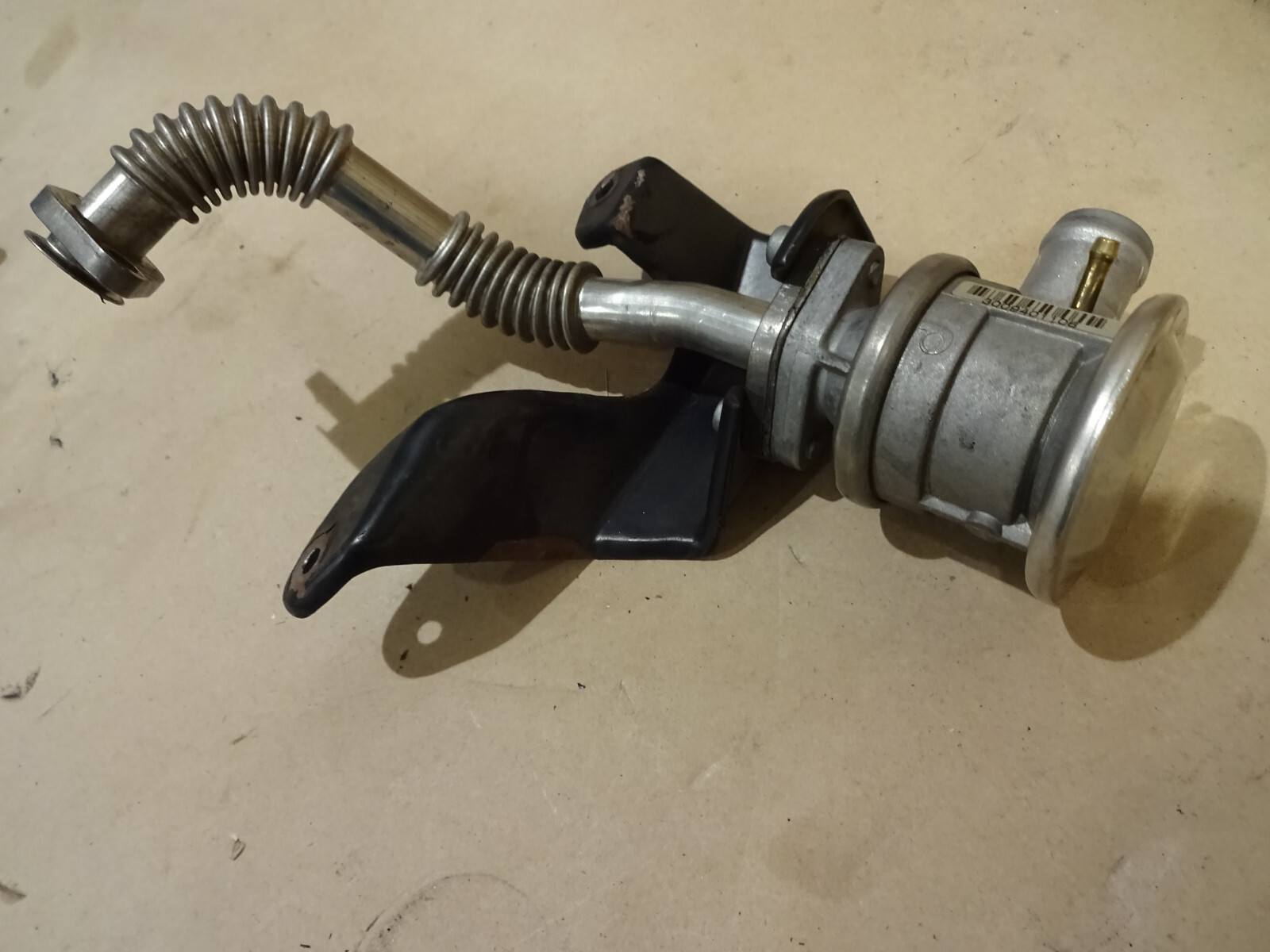 Maserati Quattroporte RH Secondary Air Valve With Pipe & Bracket P/N